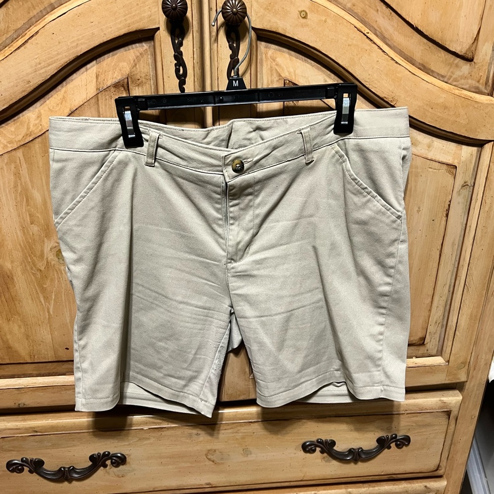 Women’s  Tan Shorts